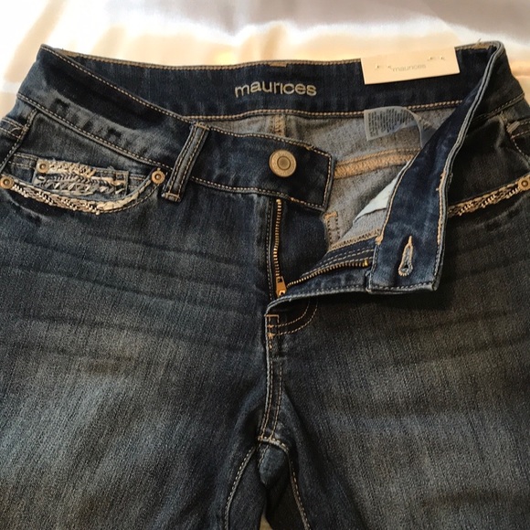 NWT Maurices Mid Rise Boot Cut Denim - Picture 4 of 7
